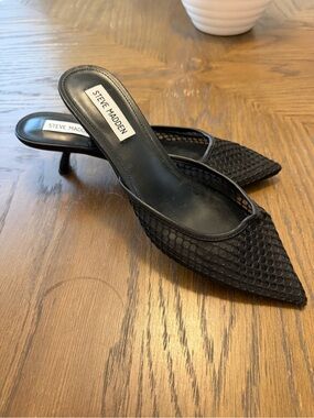 Steve Madden Black Mesh Pointed Mule Heels